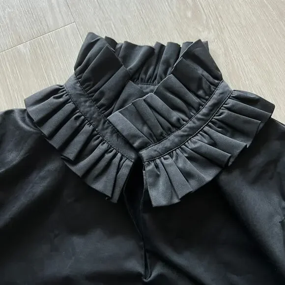 Tuckernuck Ruffle Neck Bouvier Blouse Large Black Preppy - Picture 10 of 12